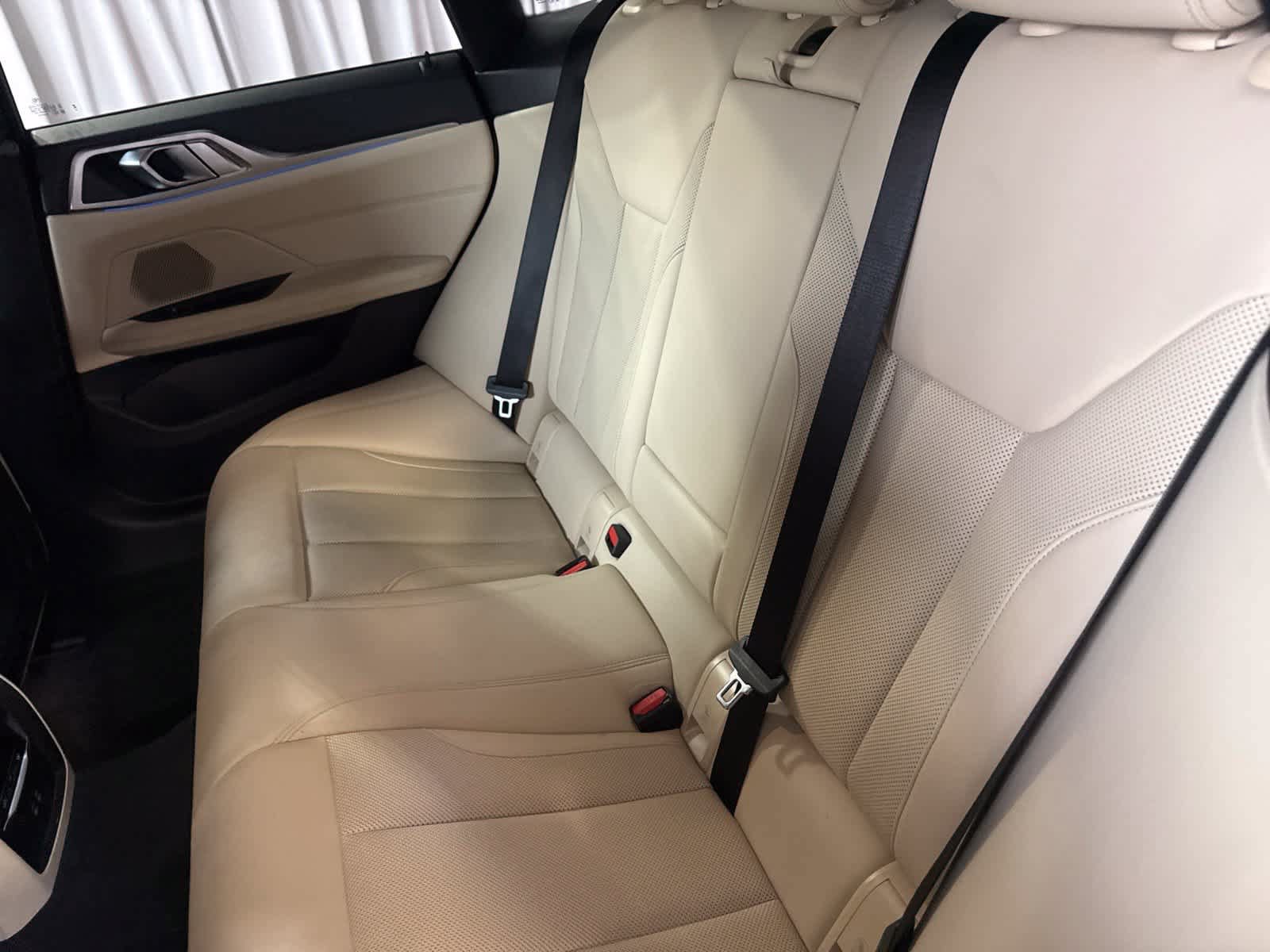 Used 2023 BMW i4 eDrive40 w/ Premium Package RWD image 17