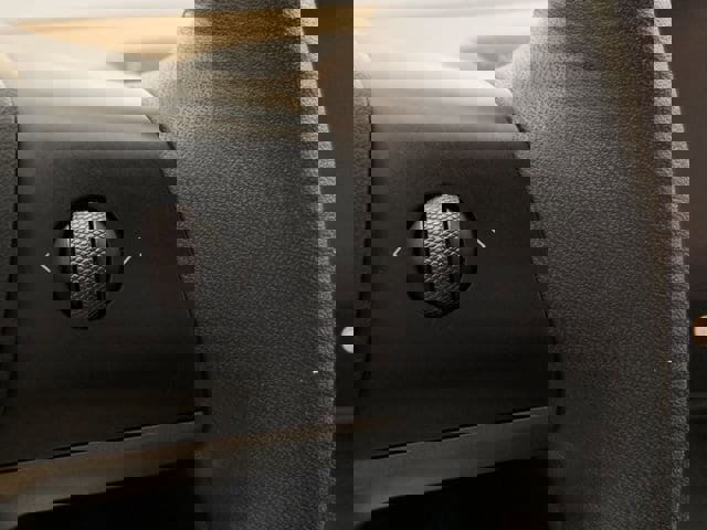 Used 2023 Tesla Model 3 Standard Range image 14