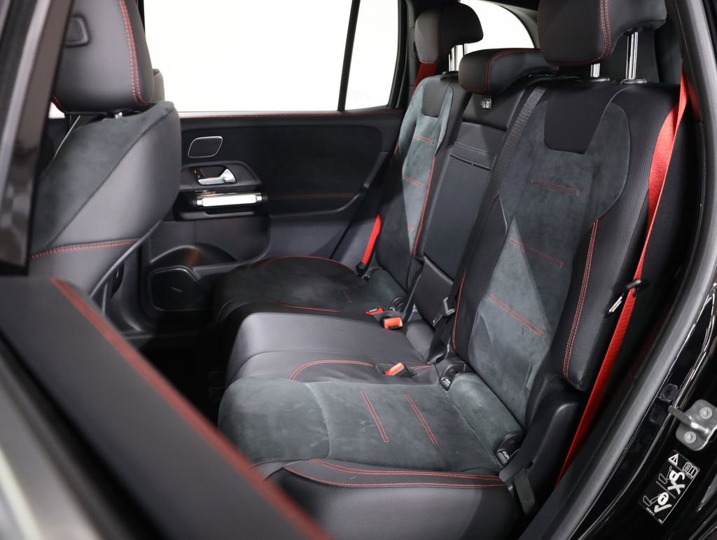 Certified 2025 Mercedes-Benz GLB 35 AMG 4MATIC image 44
