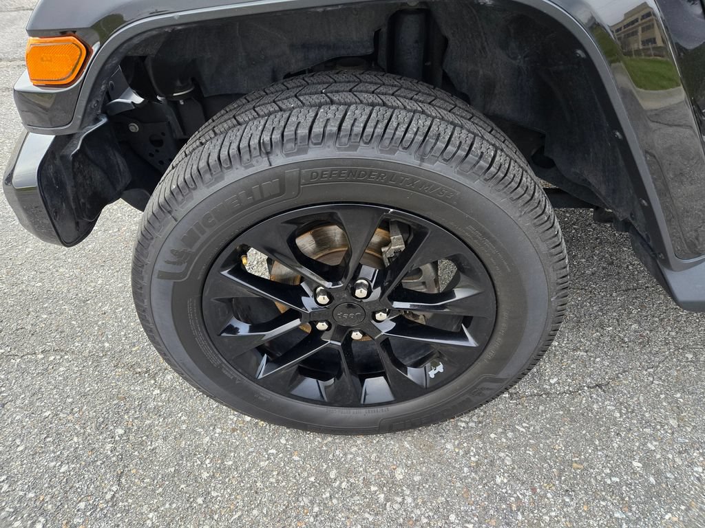 Used 2021 Jeep Gladiator Overland AWD/4WD image 12