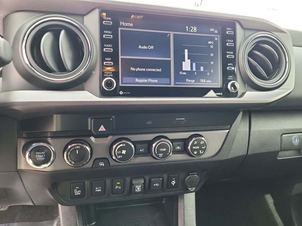 Used 2020 Toyota Tacoma TRD Off-Road w/ Technology Package image 18