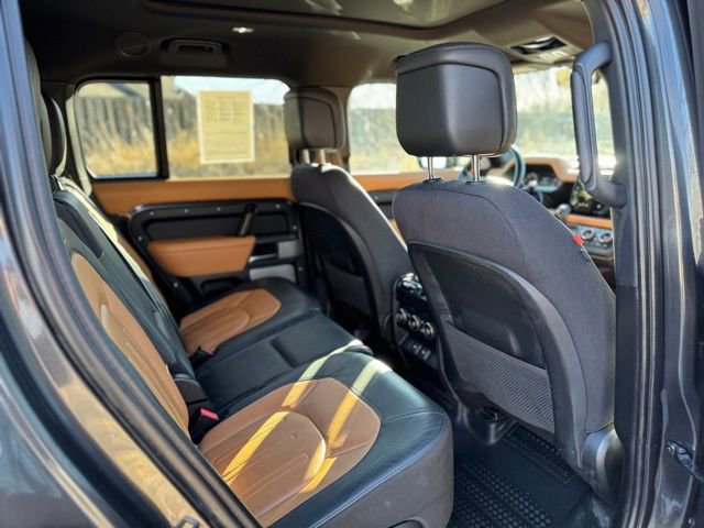 Used 2023 Land Rover Defender 130 X image 19