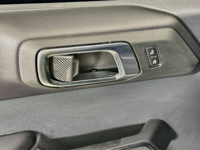 Used 2025 Ford Bronco Outer Banks AWD/4WD image 19