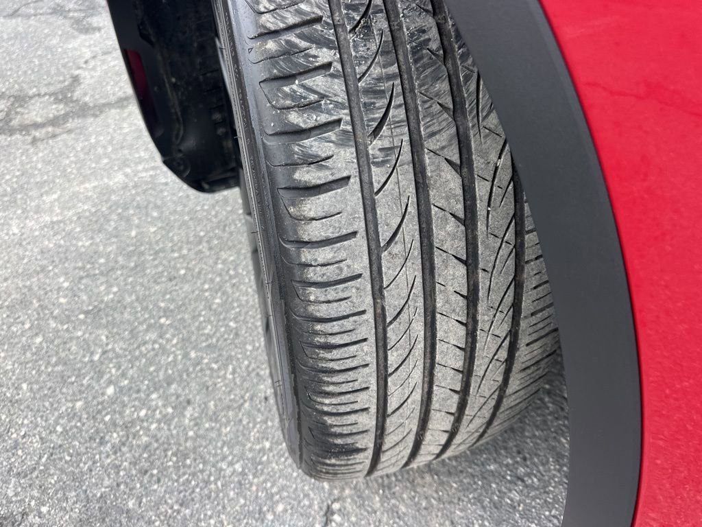 Used 2022 Tesla Model Y Long Range image 34