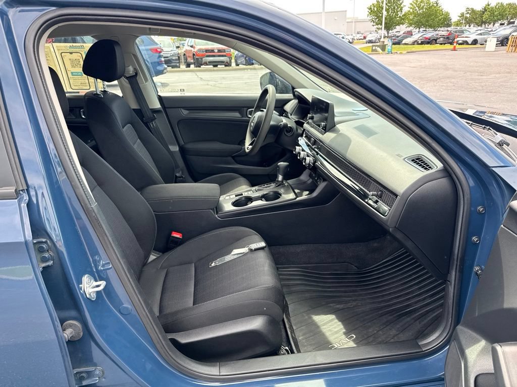 Used 2025 Honda Civic LX image 33