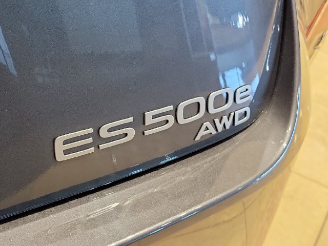 New 2026 Lexus ES 500e w/ Accessory Package (2T) AWD/4WD image 6