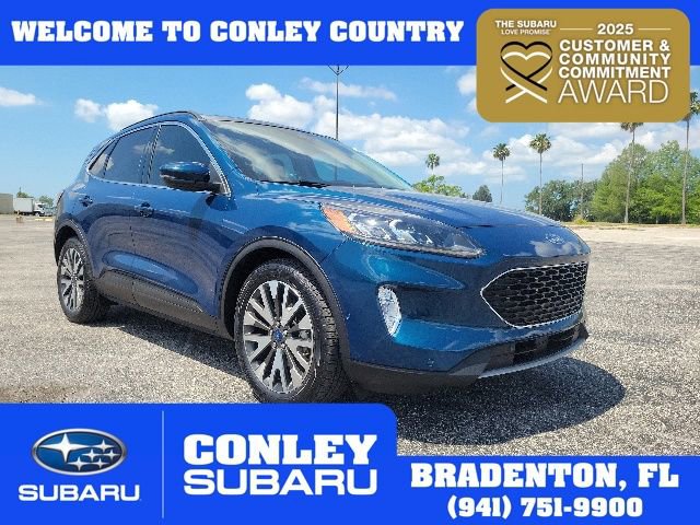 Used 2020 Ford Escape Titanium FWD image 1