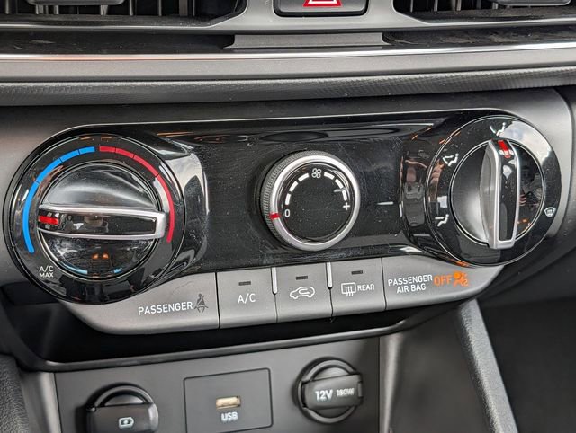 Used 2023 Hyundai Kona SE AWD/4WD image 19