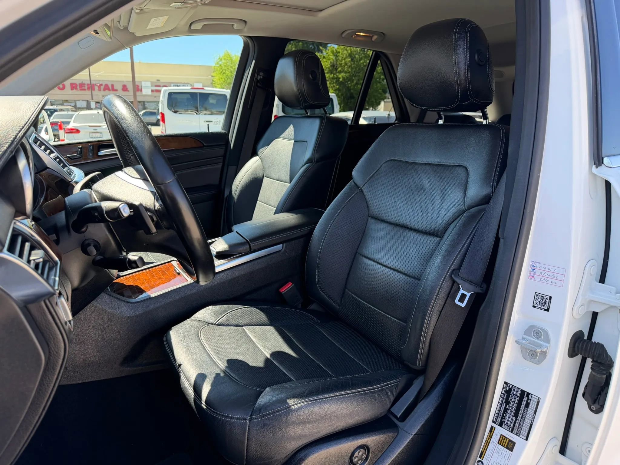 Used 2015 Mercedes-Benz ML 400 4MATIC image 10