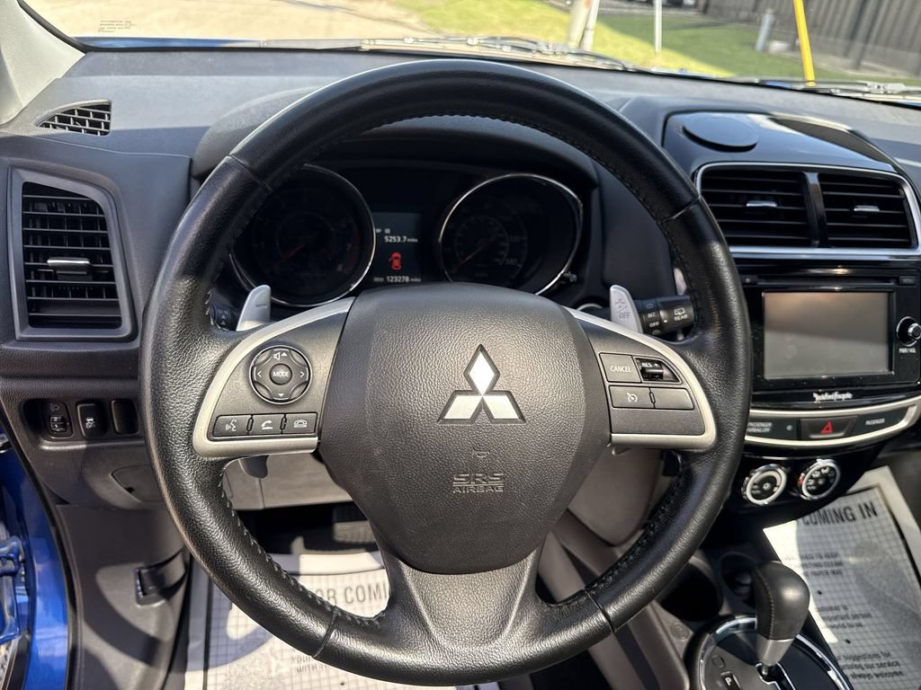 Used 2015 Mitsubishi Outlander Sport SE FWD image 11