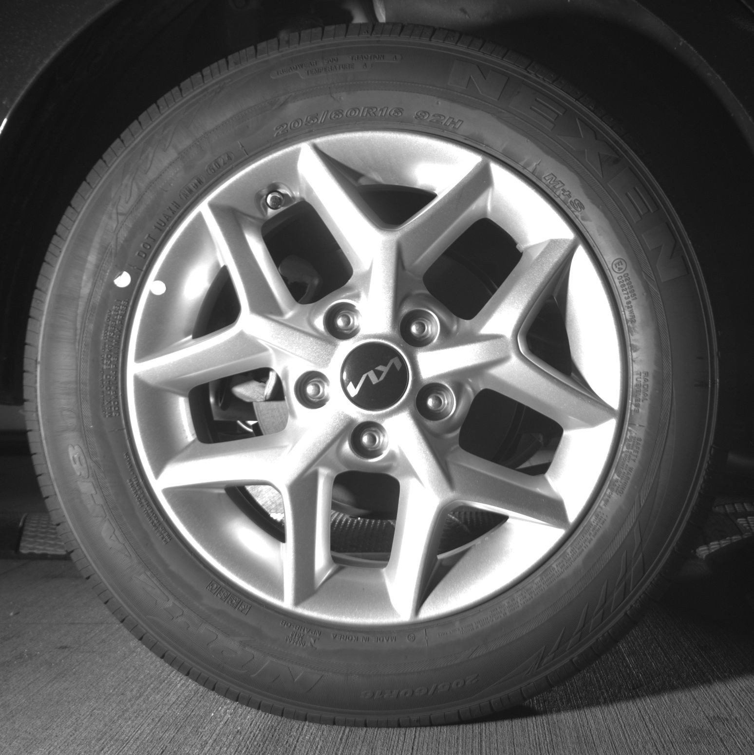 Used 2025 Kia Soul LX w/ LX Technology Package FWD image 15