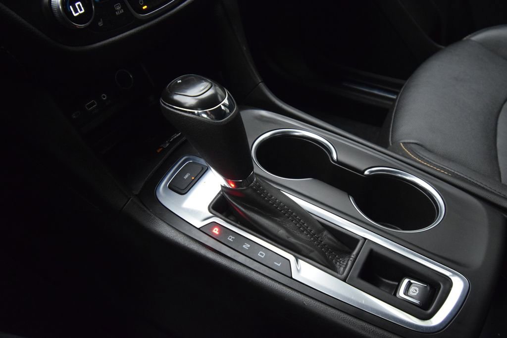 Used 2021 Chevrolet Equinox Premier w/ Redline Edition AWD/4WD image 25