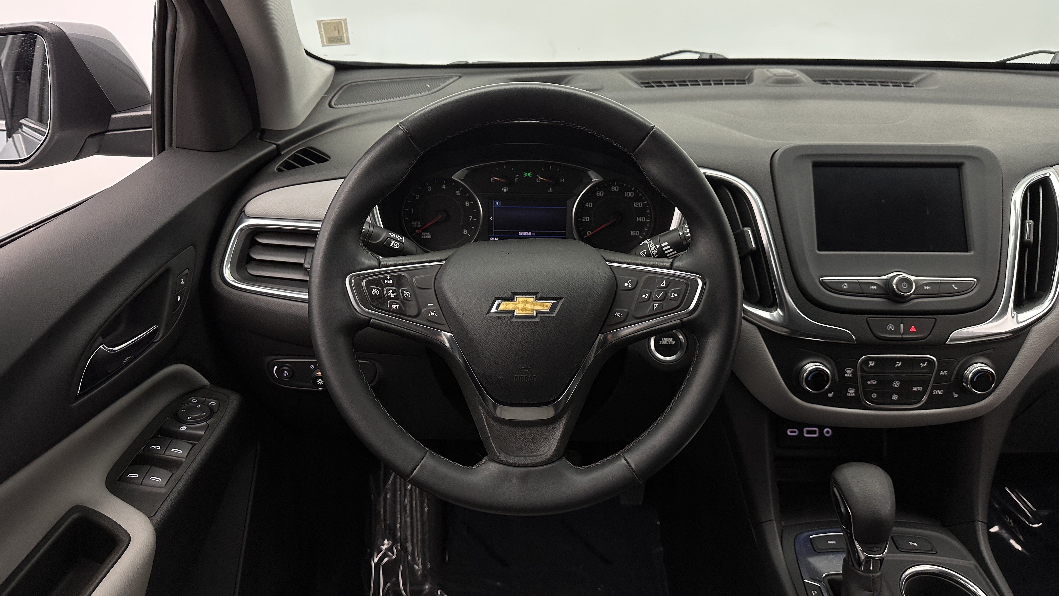 Used 2023 Chevrolet Equinox LT w/ Driver Convenience Package AWD/4WD image 26