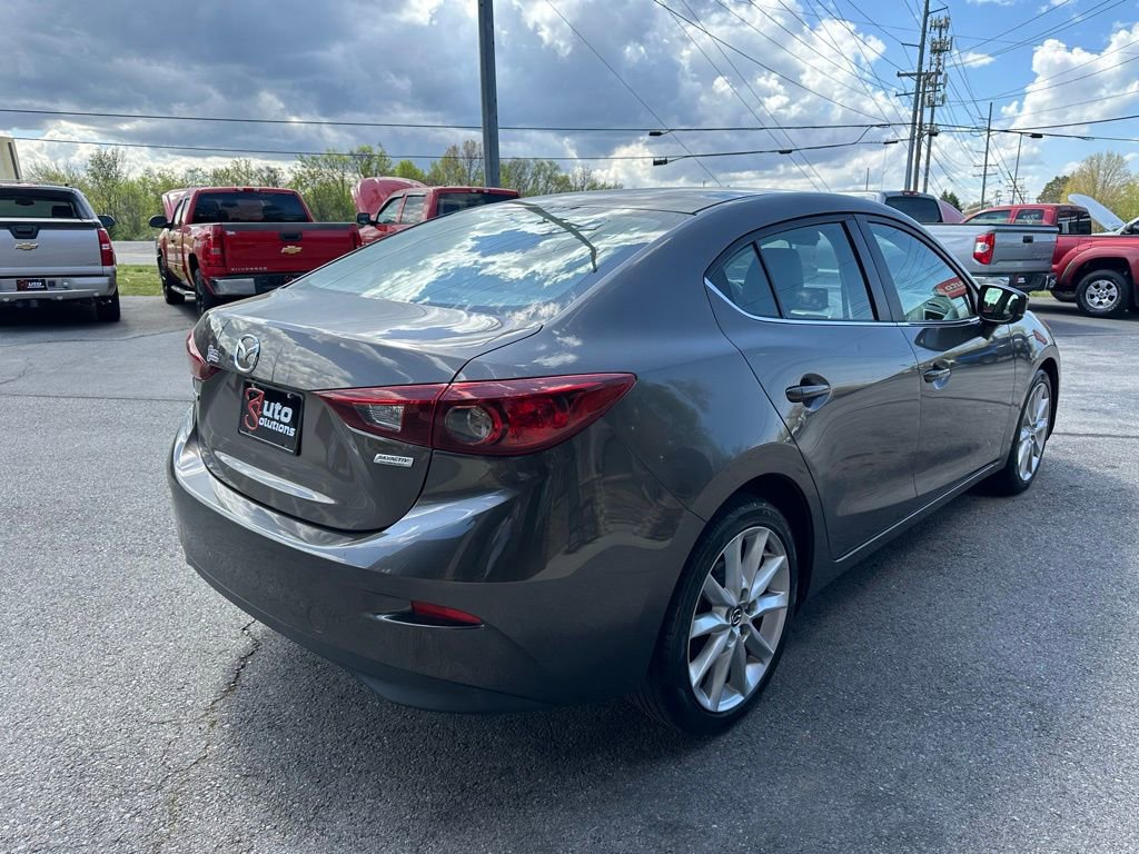 Used 2017 MAZDA MAZDA3 Touring image 5