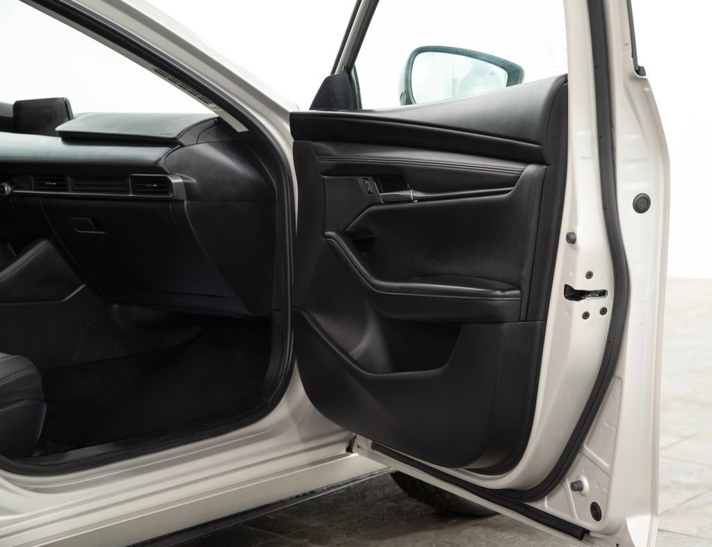 Used 2024 MAZDA MAZDA3 s image 14