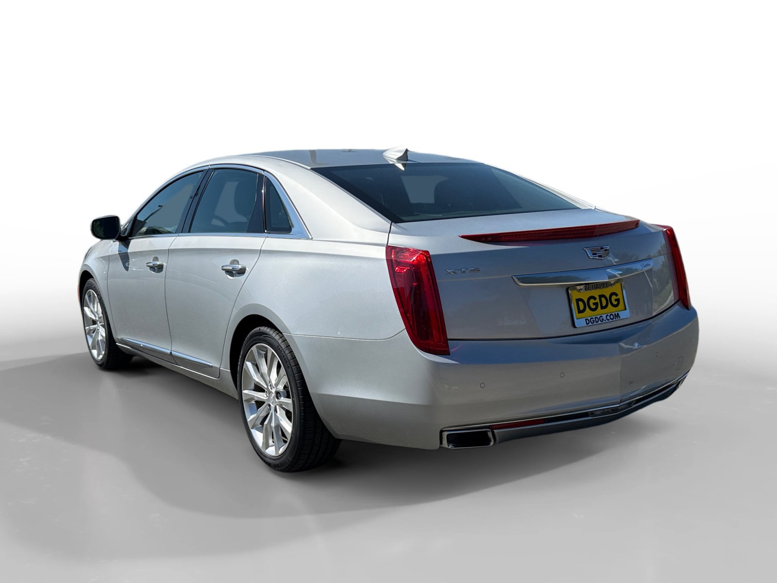 Used 2017 Cadillac XTS Luxury FWD image 3
