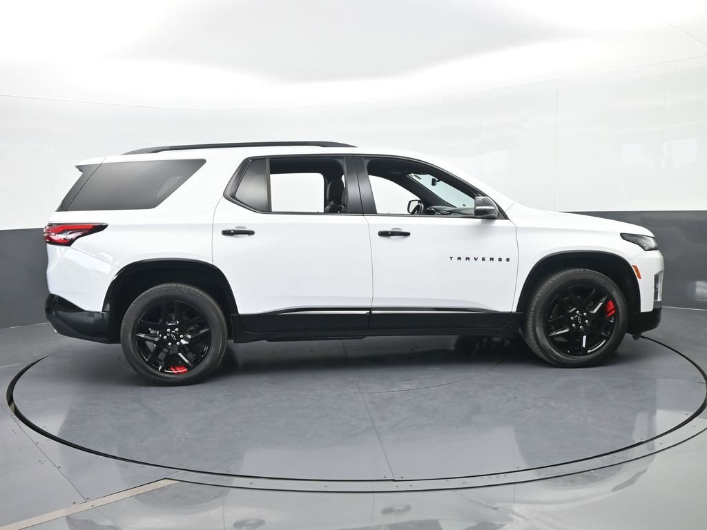 Used 2023 Chevrolet Traverse Premier w/ Redline Edition image 7
