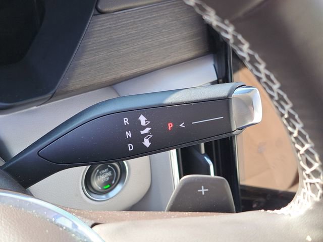 Used 2024 GMC Acadia Denali image 29