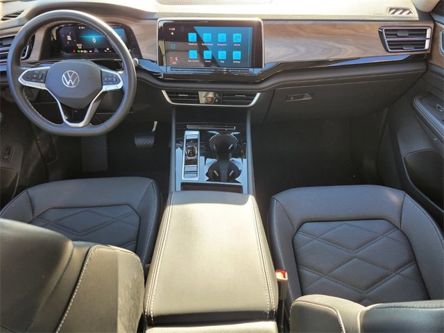 Used 2024 Volkswagen Atlas SE image 14