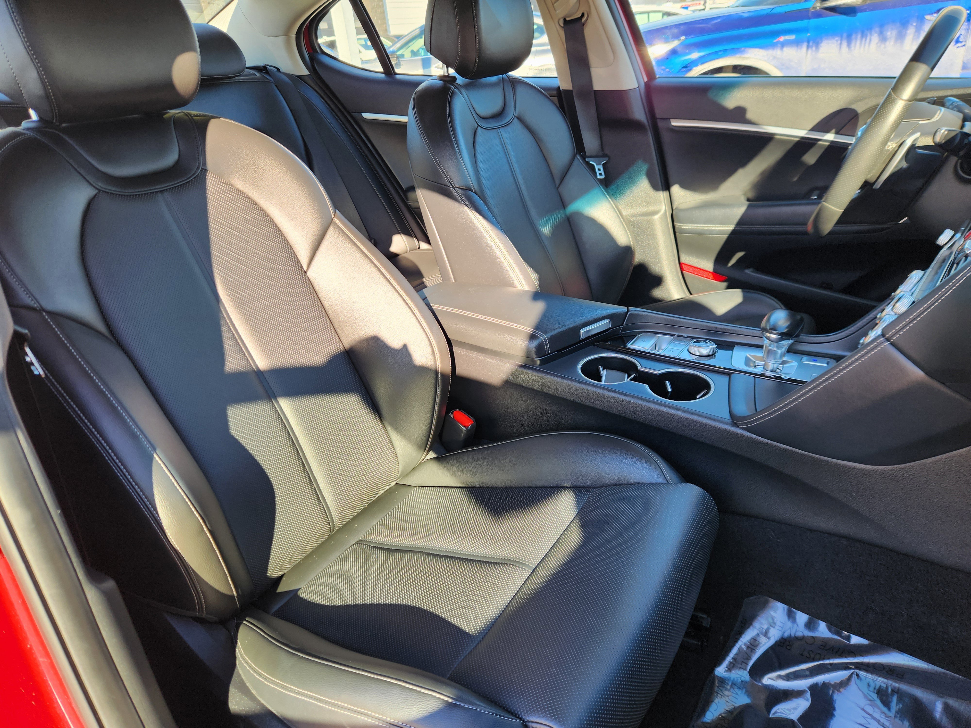 Used 2020 Genesis G70 2.0T image 14