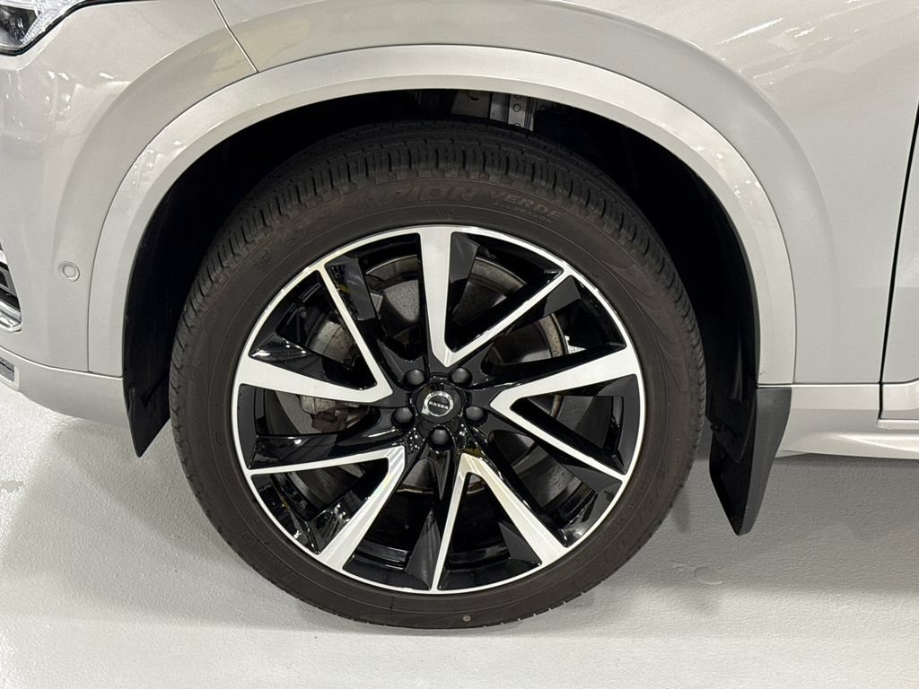 Certified 2023 Volvo XC90 B6 Plus w/ Protection Package AWD/4WD image 8