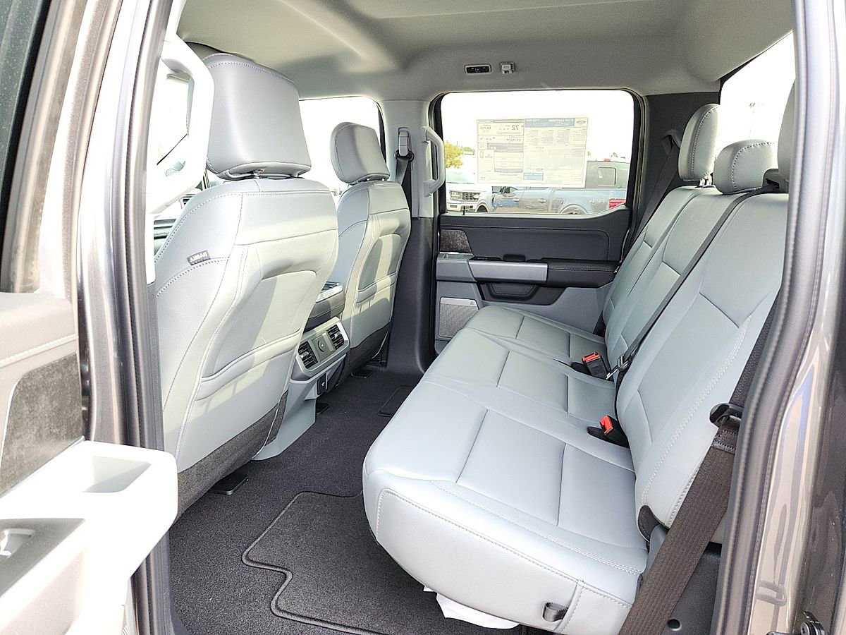 New 2025 Ford F150 Lightning Flash AWD/4WD image 8