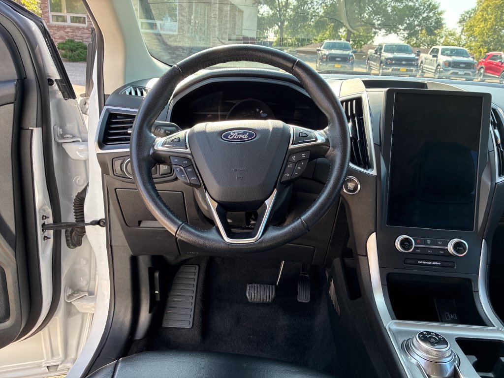 Used 2024 Ford Edge SEL AWD/4WD image 13