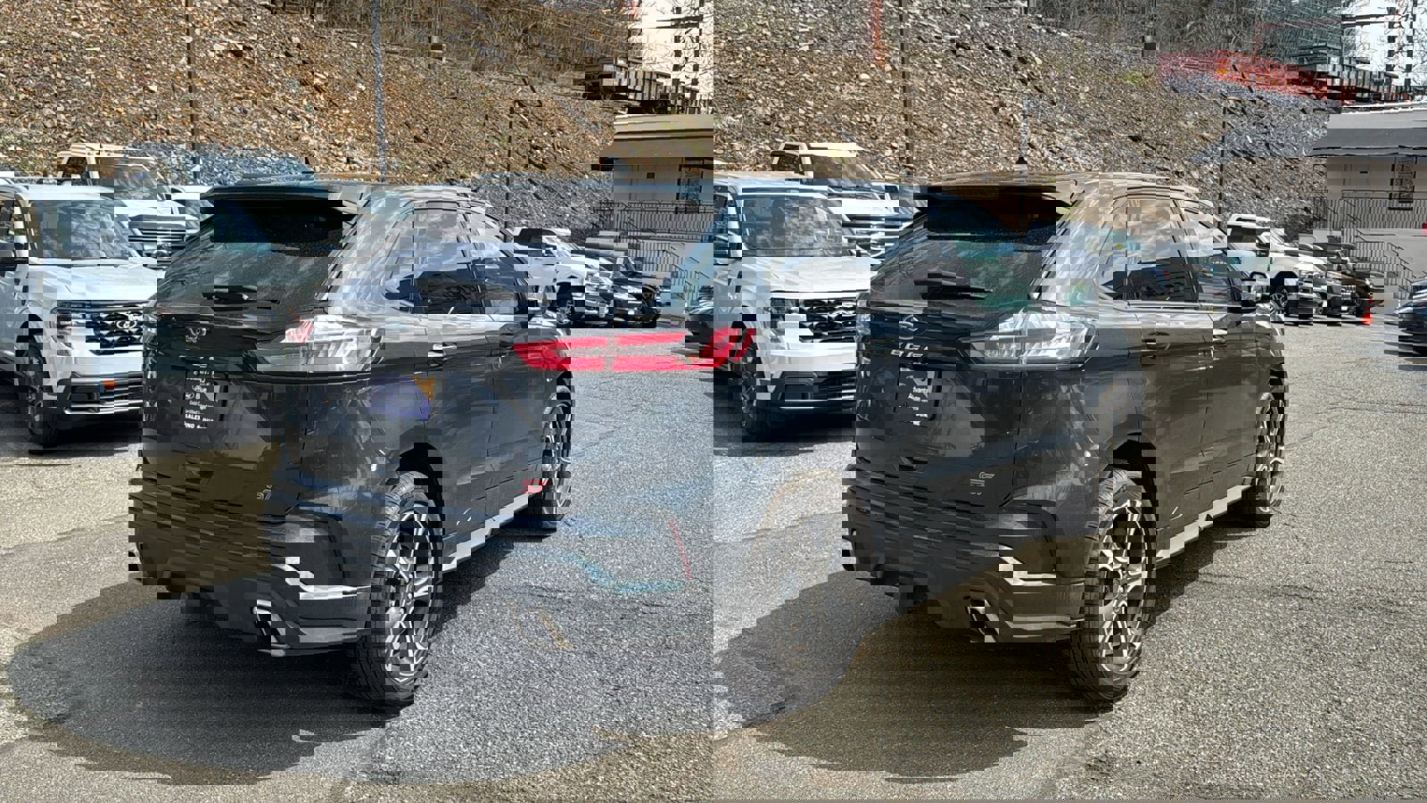 Certified 2022 Ford Edge ST image 7