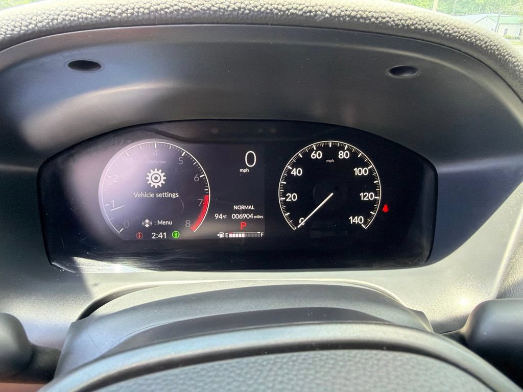Used 2025 Honda HR-V LX image 9
