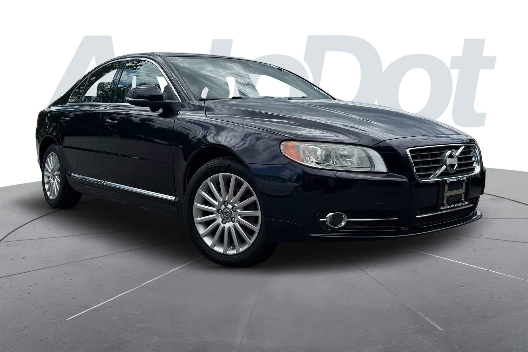 Used 2013 Volvo S80 3.2 FWD image 1