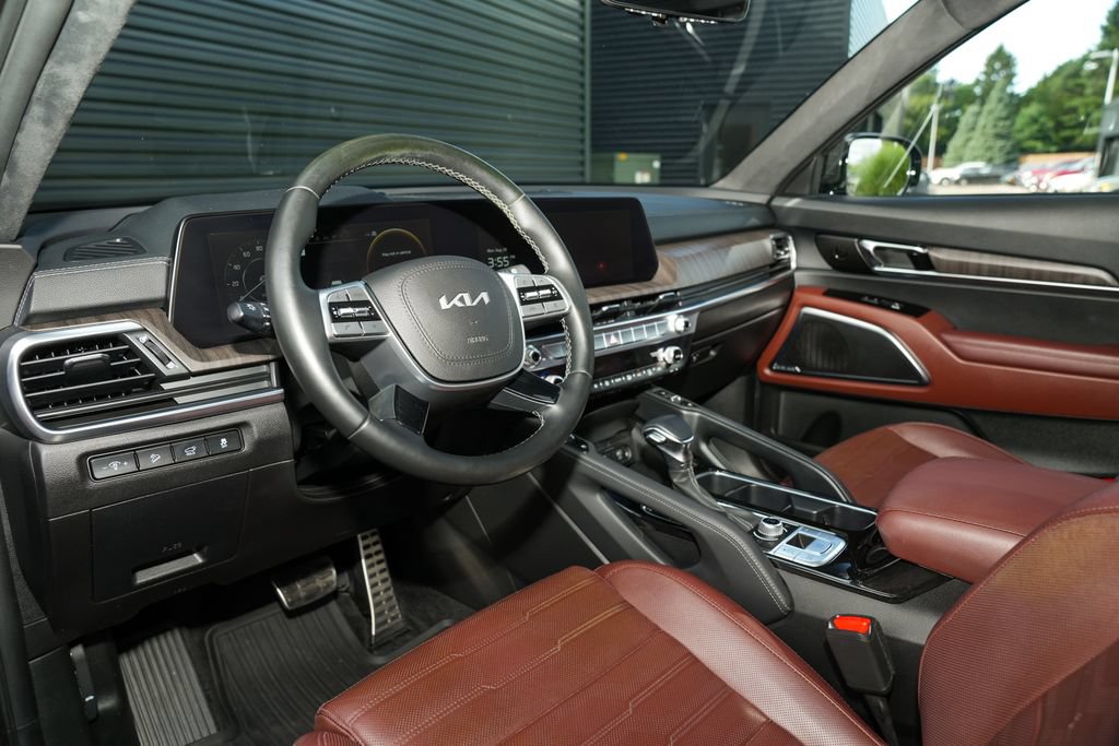 Used 2023 Kia Telluride SX Prestige AWD/4WD image 4