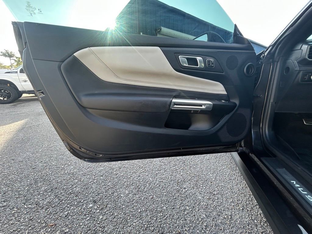 Used 2024 Ford Mustang GT Premium image 33
