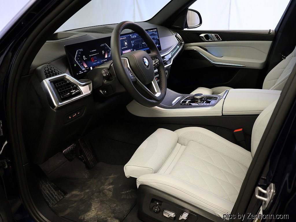 Used 2026 BMW X5 xDrive40i w/ Climate Comfort Package image 11