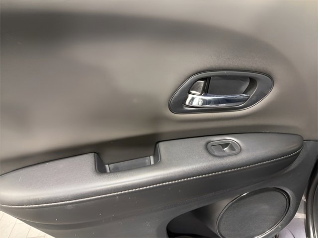 Used 2020 Honda HR-V LX image 26