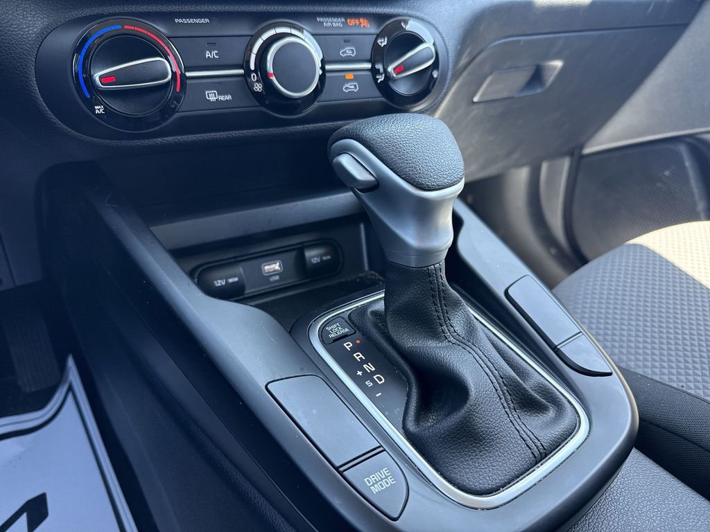 Used 2024 Kia Soul LX FWD image 21