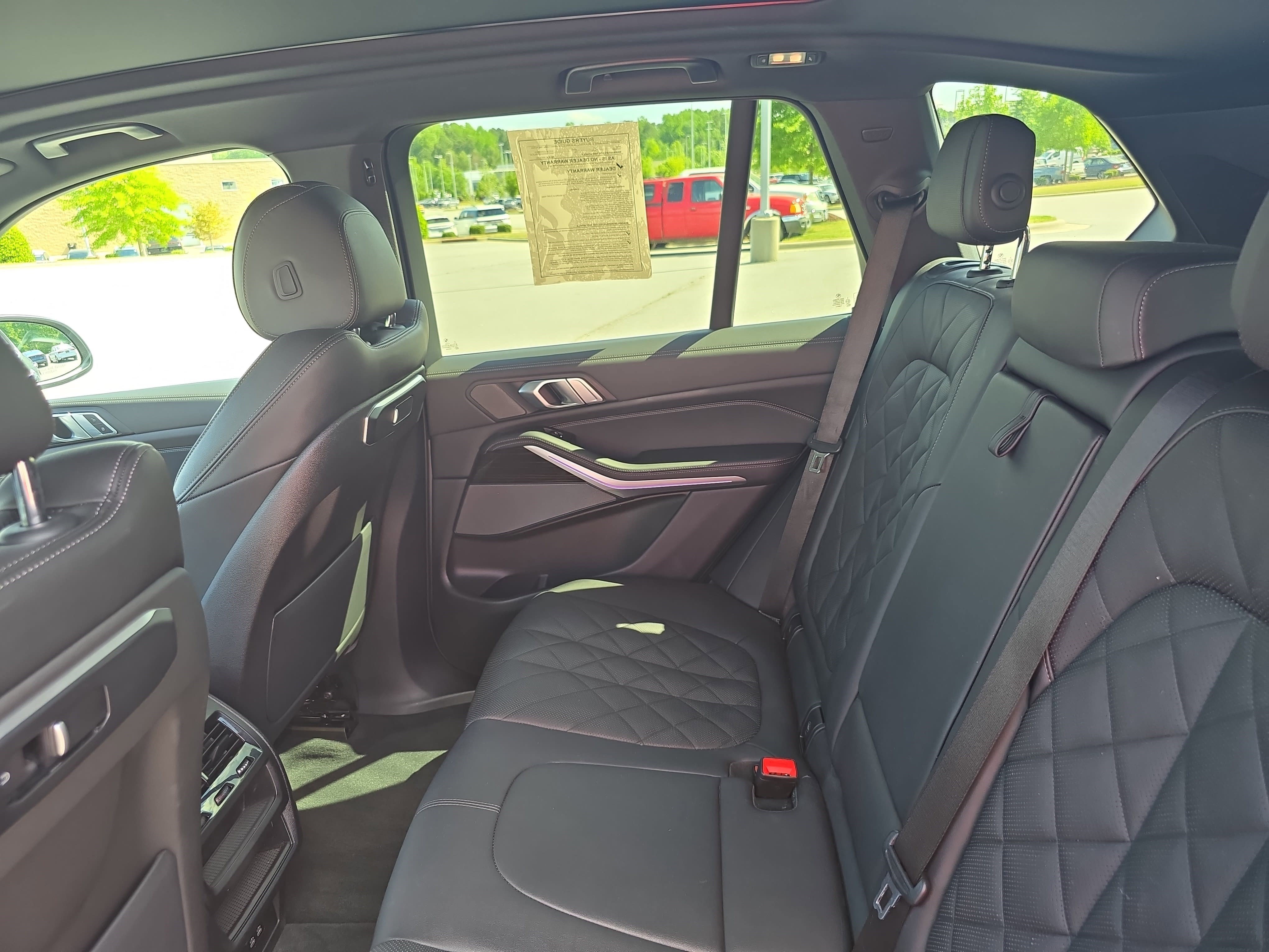 Used 2024 BMW X5 xDrive40i w/ Premium Package AWD/4WD image 13