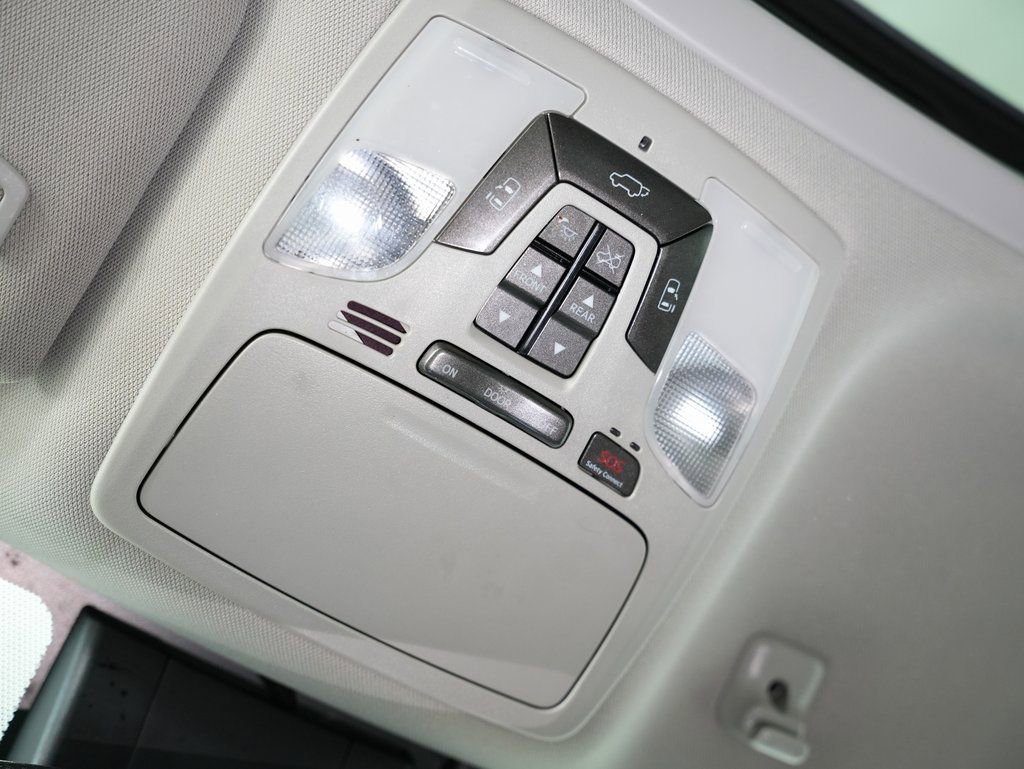 Used 2019 Toyota Sienna Limited Premium image 54