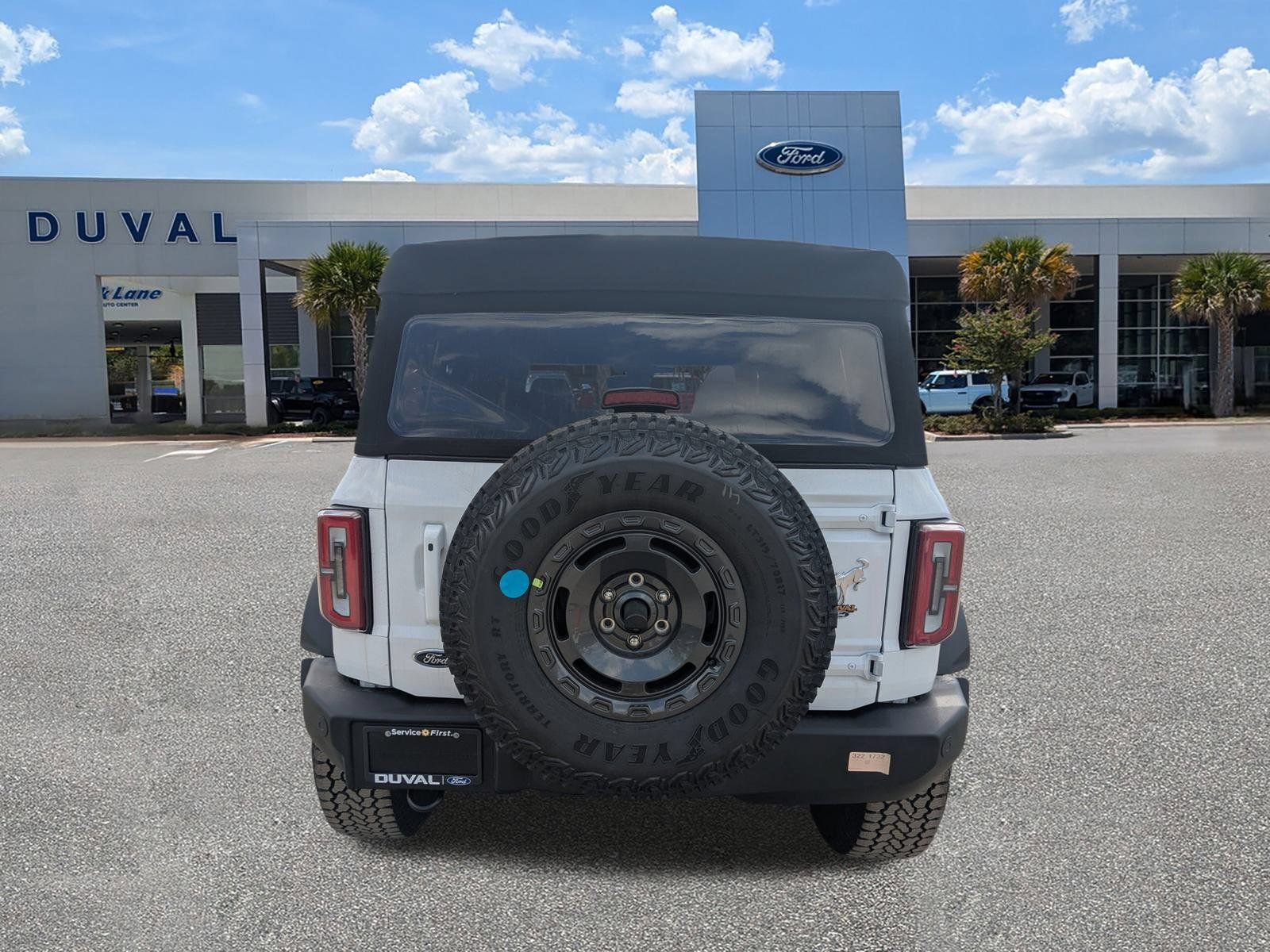New 2025 Ford Bronco Outer Banks w/ Sasquatch Package AWD/4WD image 5
