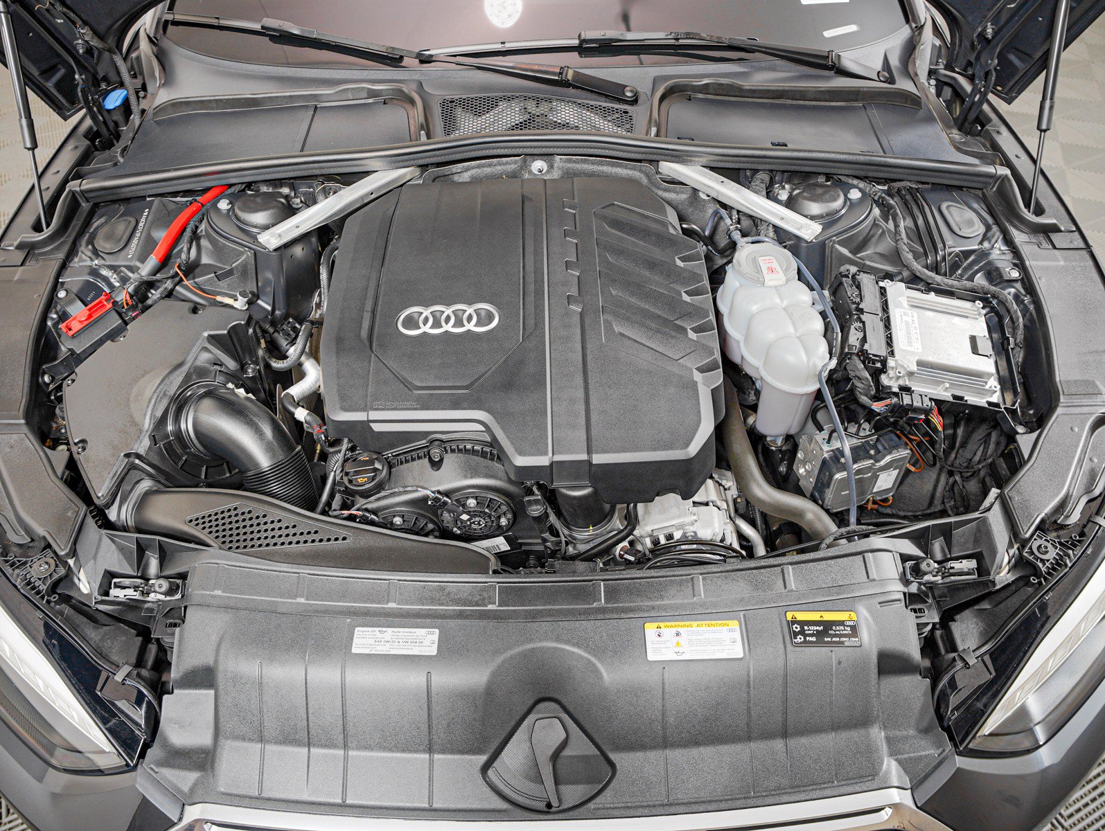 Used 2023 Audi A5 2.0T Premium Plus w/ Premium Plus AWD/4WD image 4