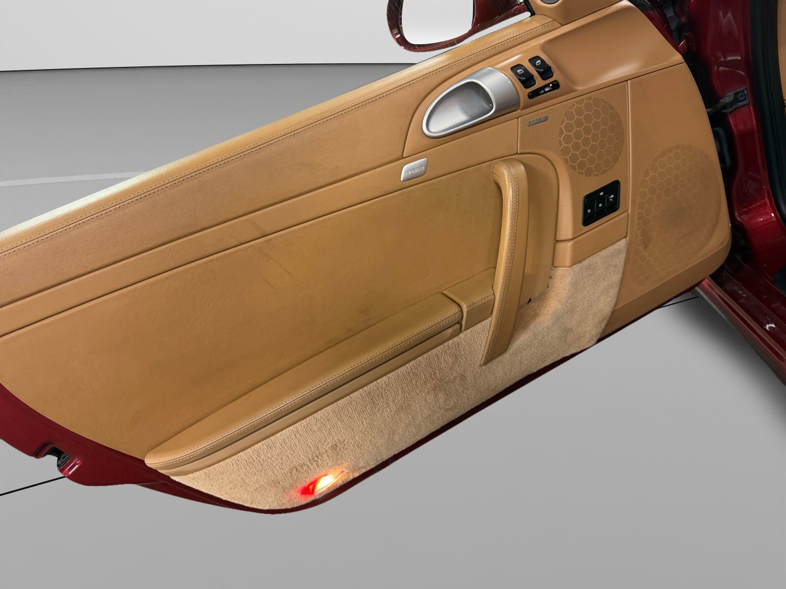 Used 2009 Porsche 911 Cabriolet image 16