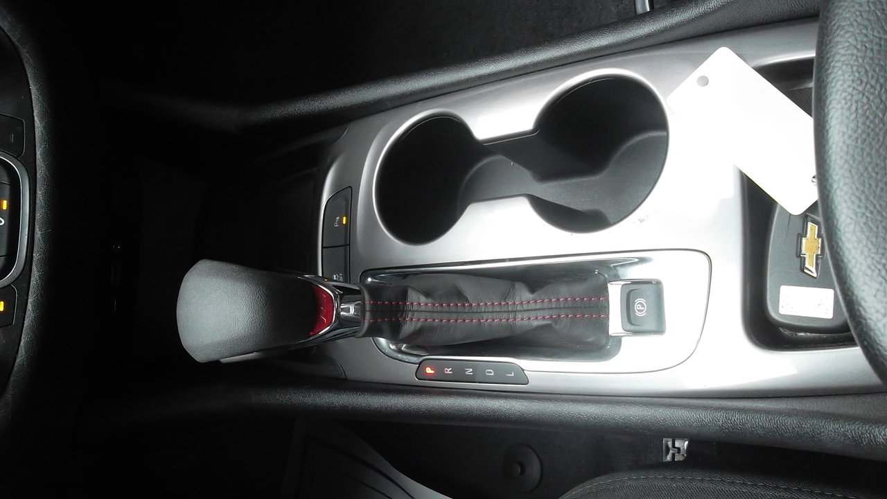 Used 2025 Chevrolet Malibu RS image 13