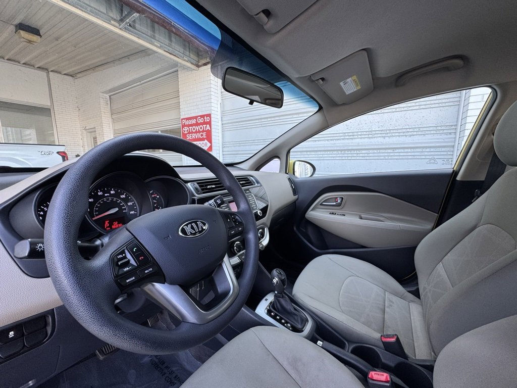 Used 2016 Kia Rio LX image 10