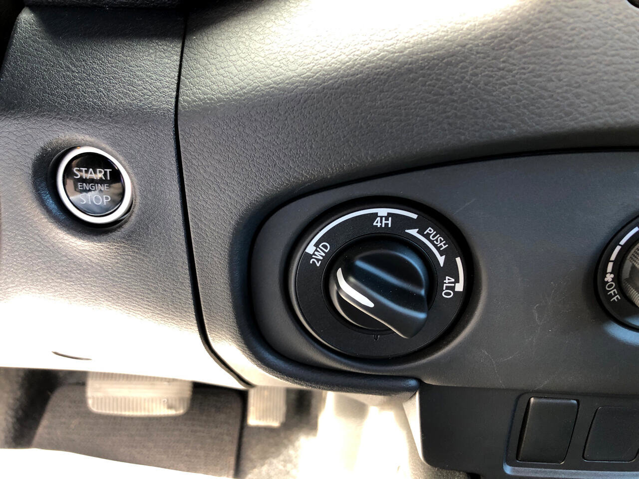 Used 2023 Nissan Frontier S w/ Technology Package image 19