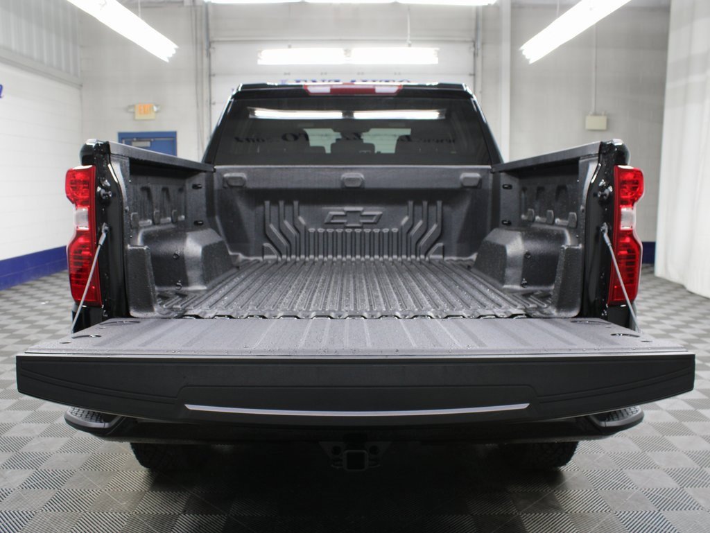 Used 2025 Chevrolet Silverado 1500 Custom Trail Boss image 30