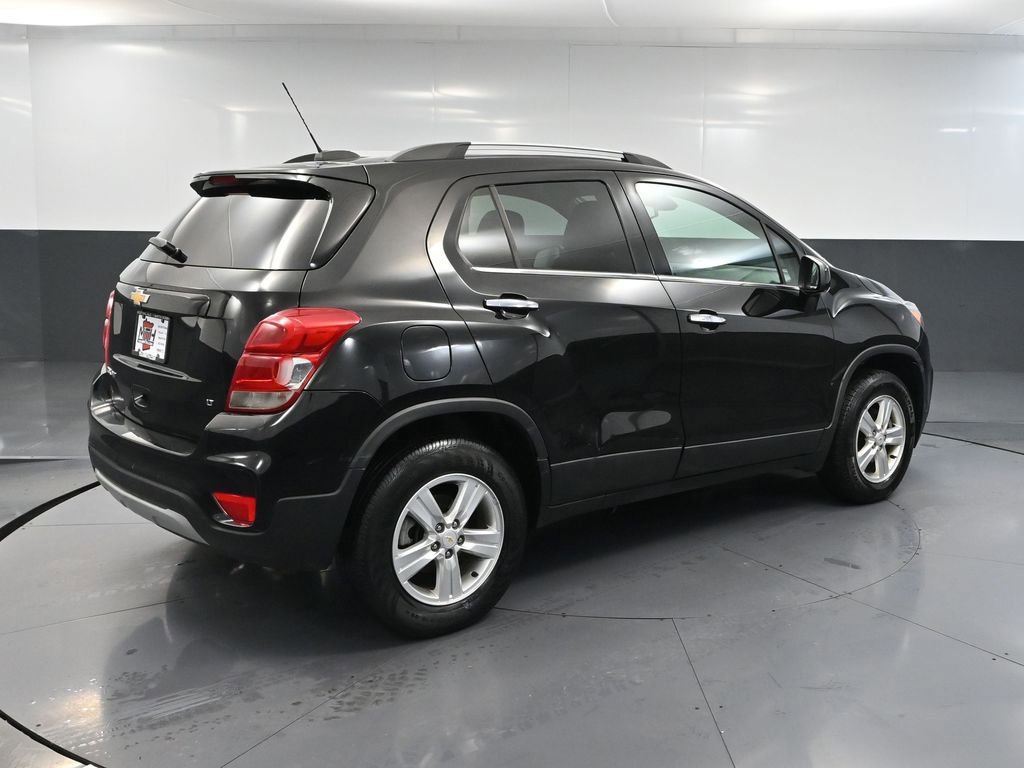 Used 2020 Chevrolet Trax LT w/ LT Convenience Package image 6