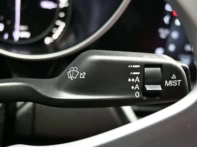 Used 2023 Alfa Romeo Giulia Veloce RWD image 27