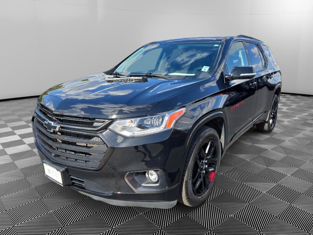 Used 2020 Chevrolet Traverse Premier w/ Redline Edition AWD/4WD image 3