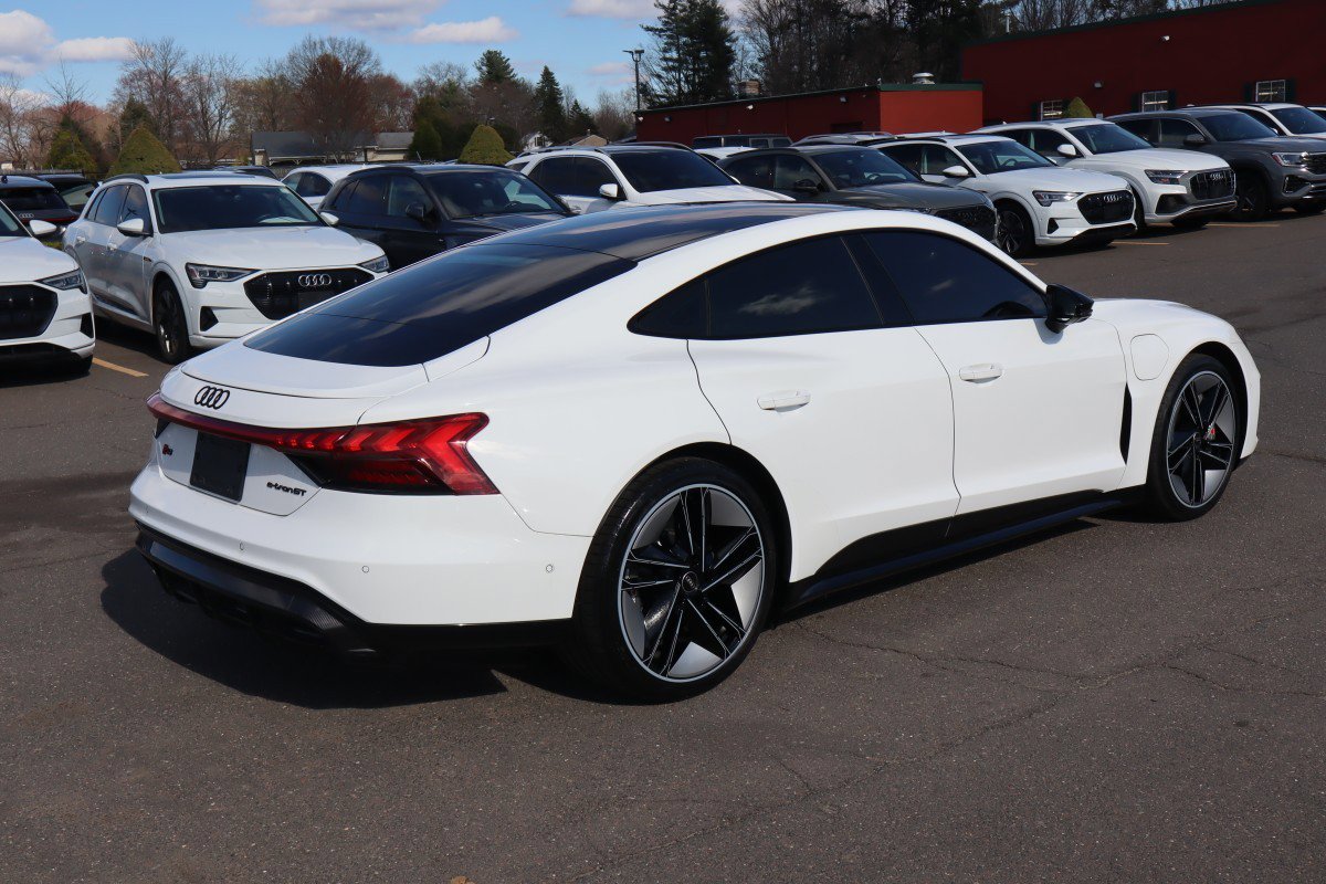 Used 2023 Audi RS e-tron GT w/ Ceramic Brake Package AWD/4WD image 5