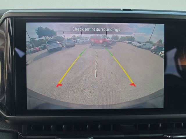 Used 2024 Jeep Wrangler Unlimited Sahara image 22