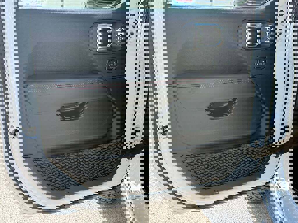 New 2026 Jeep Wrangler Unlimited Rubicon image 28